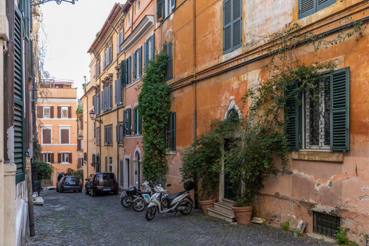 Deza Cozy Place In Monti Apartment Rome Exterior photo